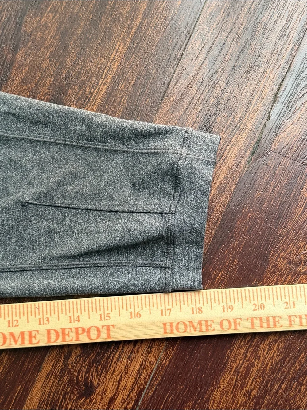 lululemon Rejuvenate Crop 18” Heathered Black Gray Size 2